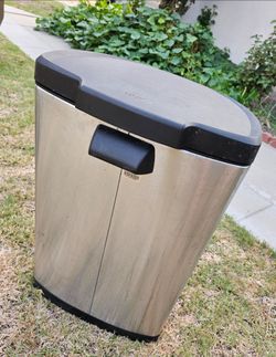 SIMPLEHUMAN Step-On Stainless Steel Trash Can - Half-Round, 16 Gallon