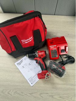 Milwaukee M18 18V Lithium-Ion Brushless Cordless 1/2 in. Compact Hammer Drill/Driver Kit
