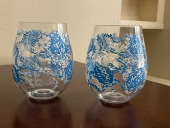 Lily Pulitzer Lightweight wine glasses