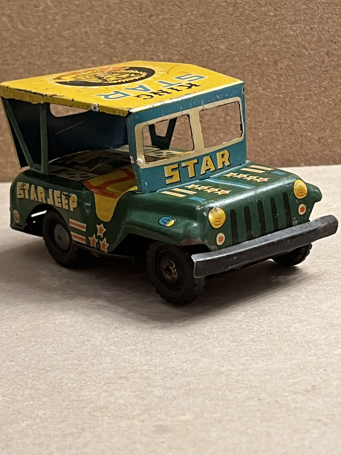 Vtg Tin Friction Toy JEEP KING STAR JAPAN Nomura Sears Roebuck Hadson LTD Tokyo