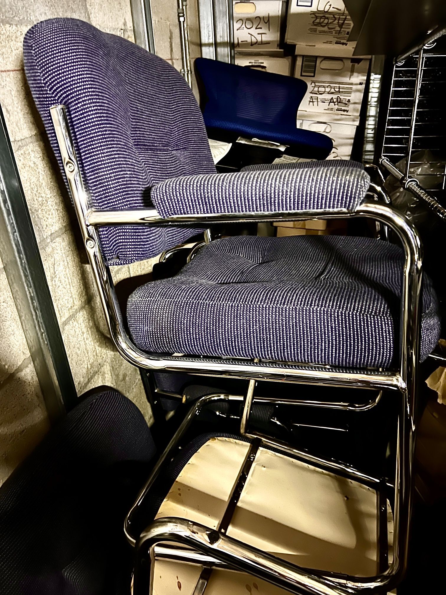 $20 For All 7 Waiting Room Chairs (heavy/strong)