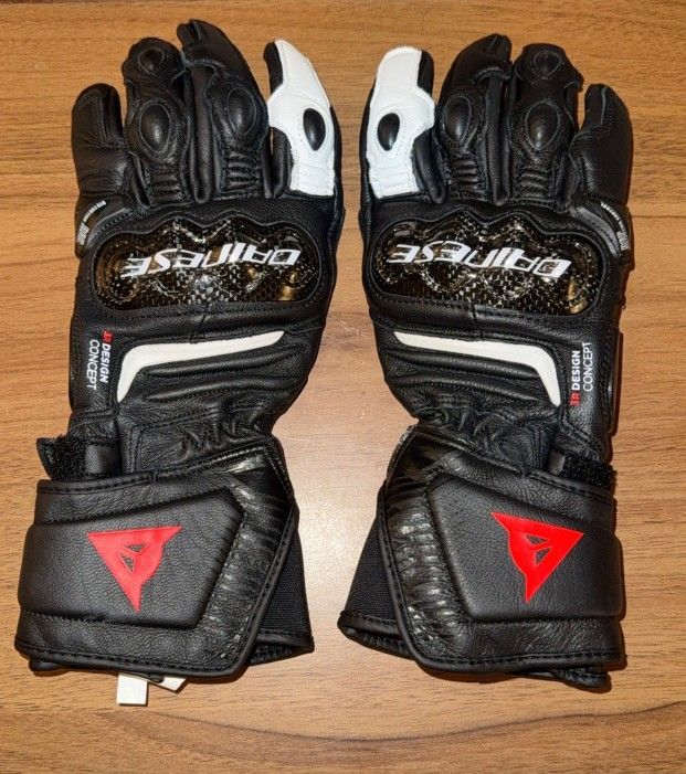 Womens Dainese Gloves - Size Small