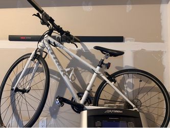 Trek FX series hybrid/fitness bike
