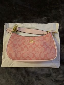 Pink shoulder purse
