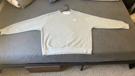 GRAY NIKE LONG SLEEVE