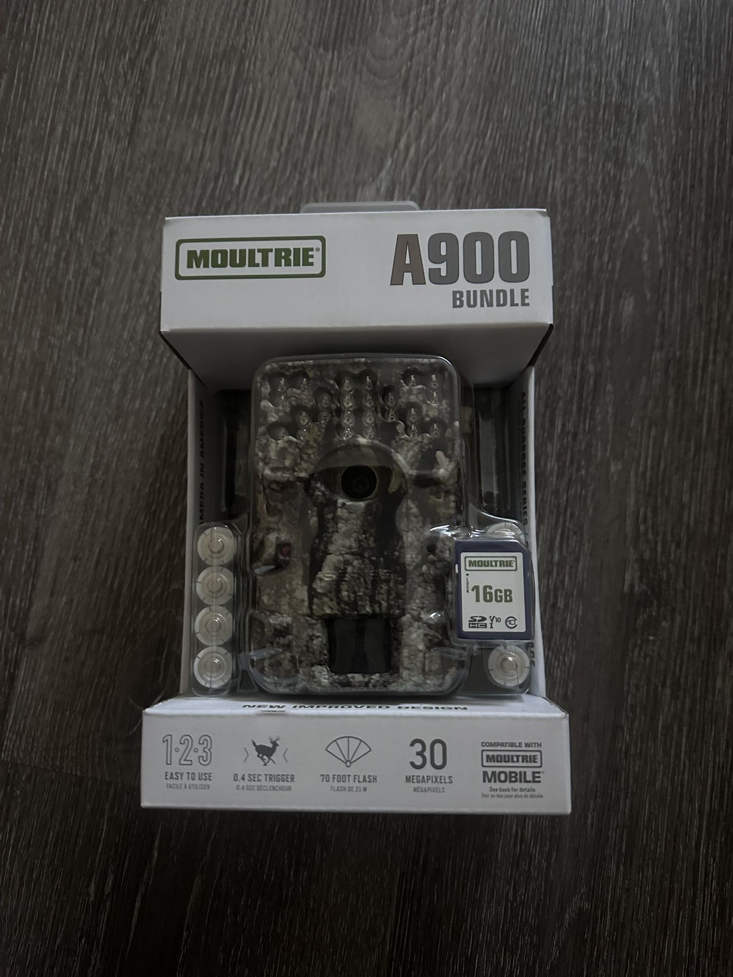 Moultrie A900i Bundle Trail Camera (2020) Batteries 16 MB SD Card