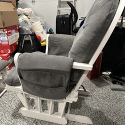 Rocking Chair 