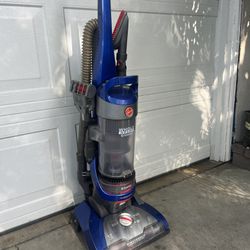 Hoover Vacuum/ Vacuum Cleaner/dog Vacuum 