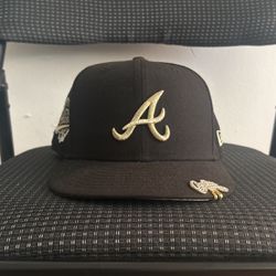 VNDS Atlanta Braves Fitted Hat With Stitch Work And Brim Charm Size 7 3/8