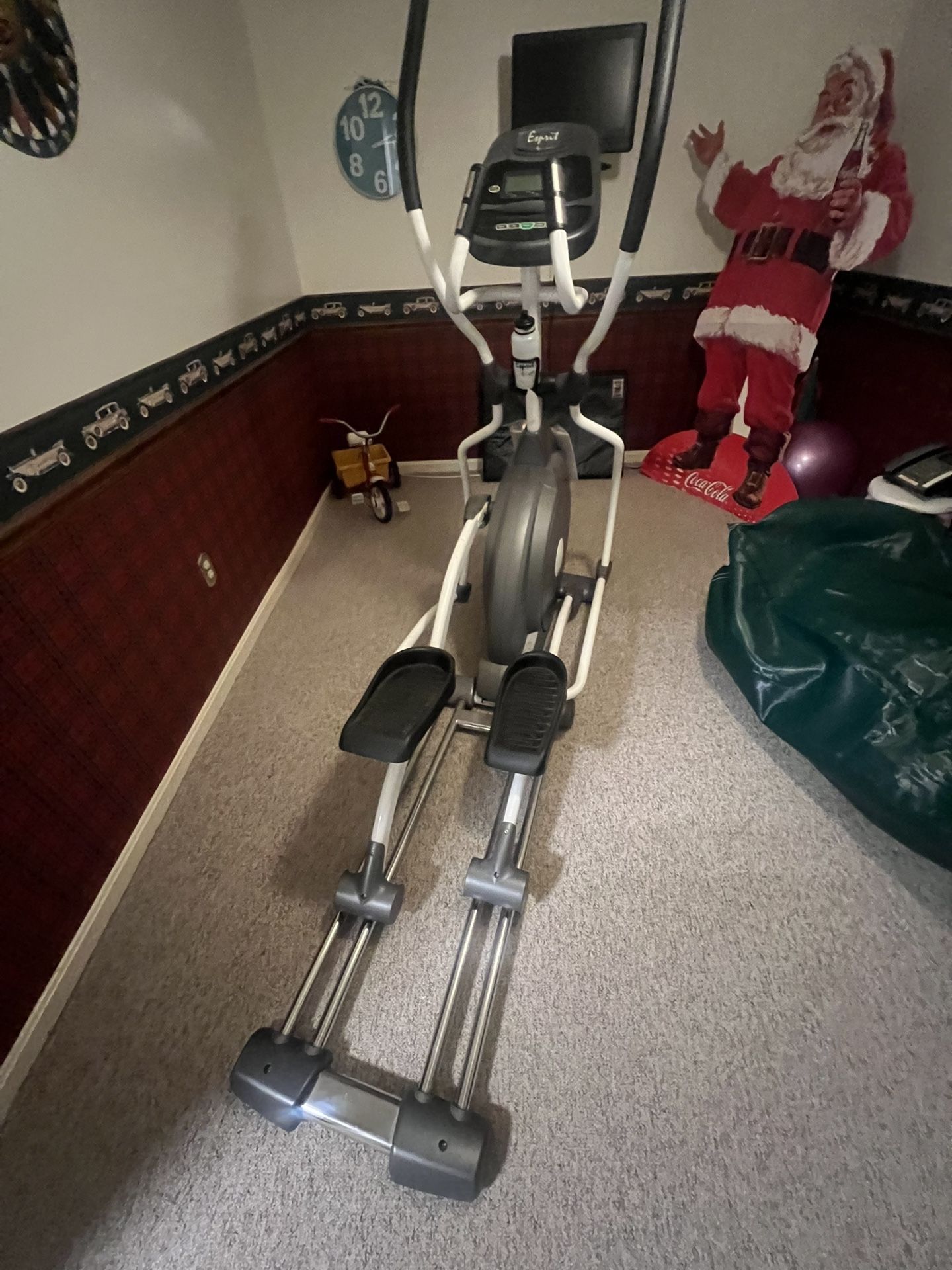 Esprit By spirit Elliptical Exercise machine