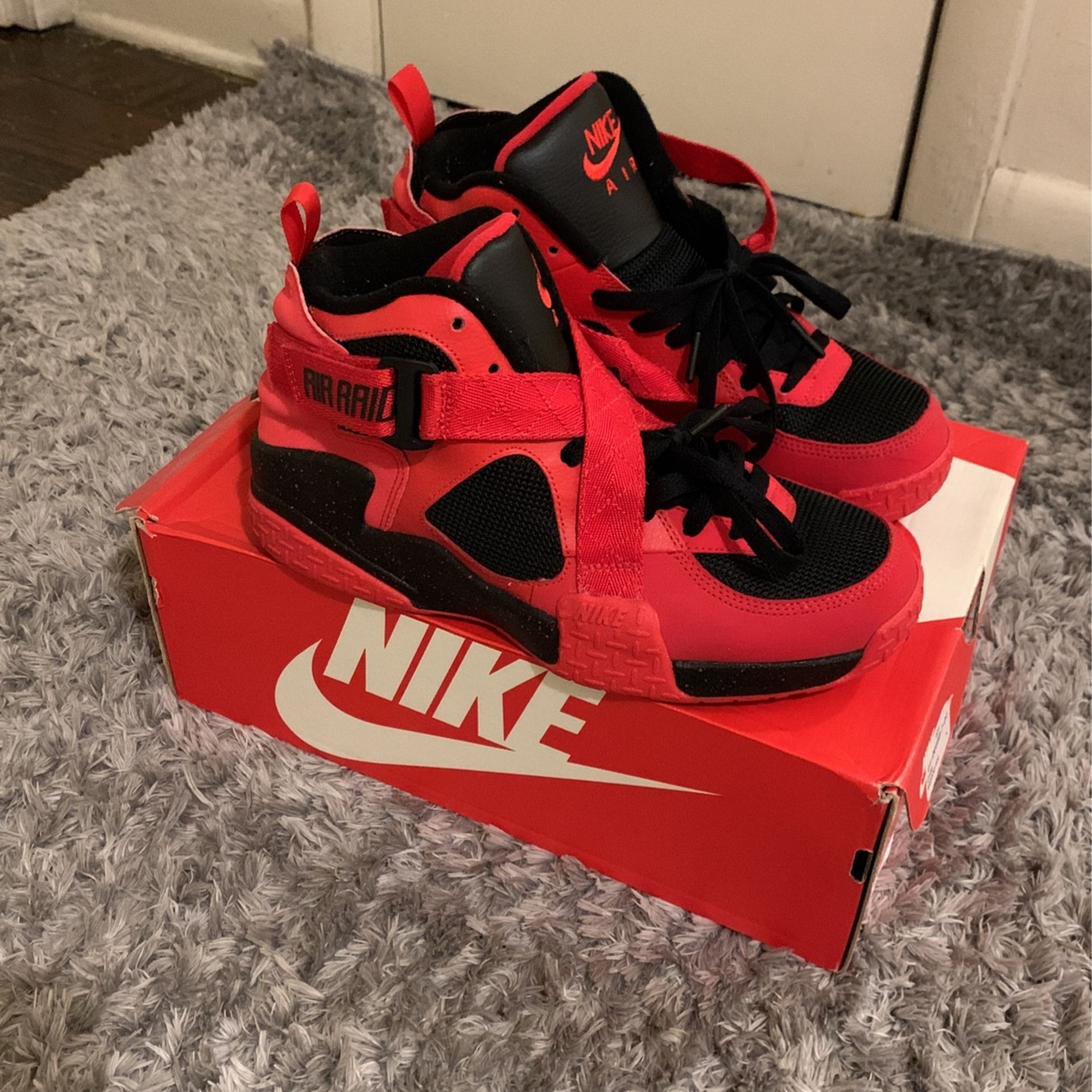Nike Air Raid - Main Image