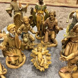 Fontanini nativity set collection 50+ Figurines, Angels/ Shepherds / Animals
