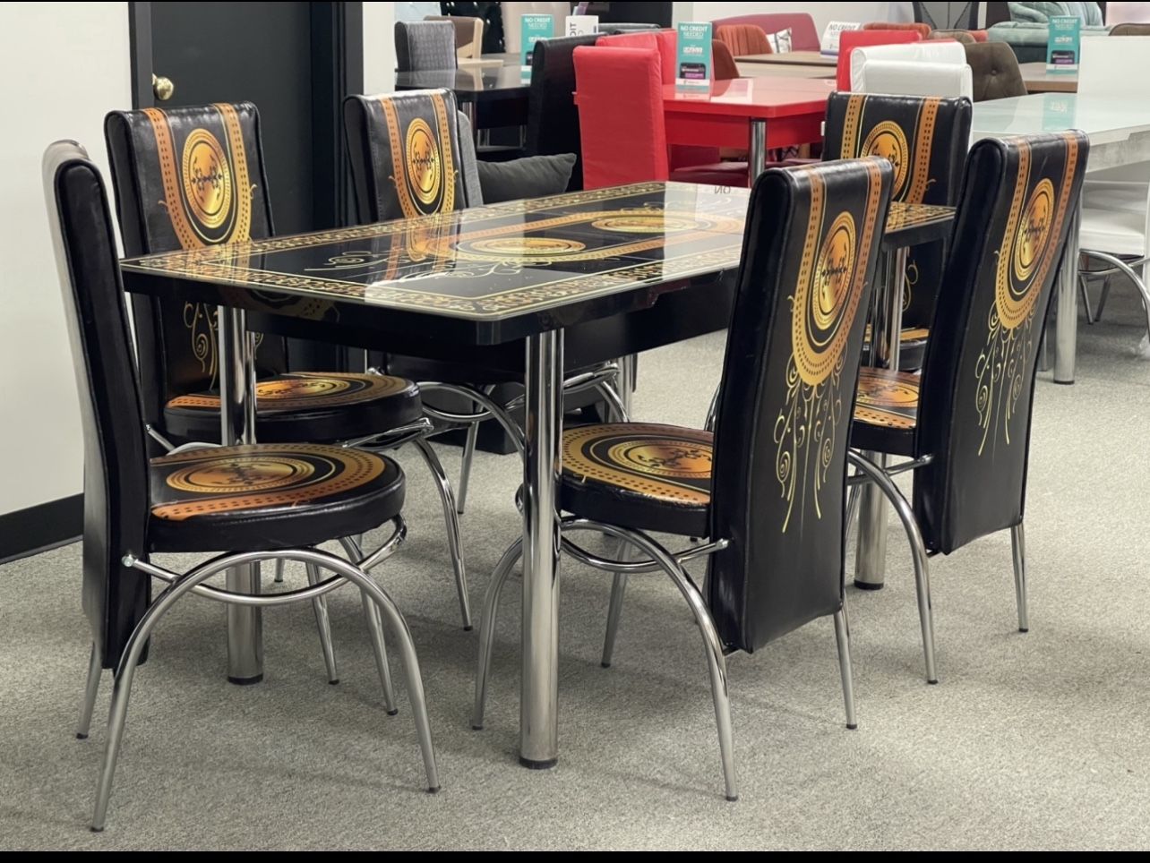 Dining Table With 6 chairs New On Box π¦..We Deliver π