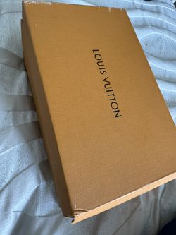 Men’s Size 10 LV Designer Shoes