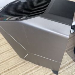 Alienware Aura R8