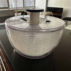 OXO Good Grips Salad Spinner