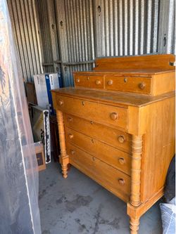 Dresser