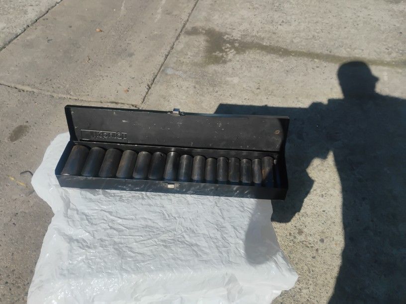 Socket Set Are 16