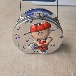 Vintage Embrossed Charlie Brown Round Tin Lunch Box