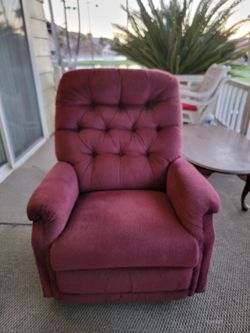 Luxury, Merlot Color, La-Z-Boy Recliner!!! Incredibly Comfortable!!! Like Sitting on a Cloud!!! Must See!!!