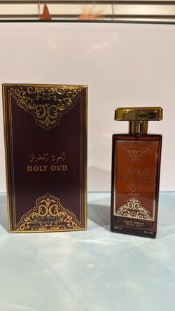 HOLY OUD cologne