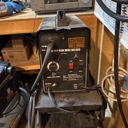 Chicago 90 Amp Flux Wire Welder 