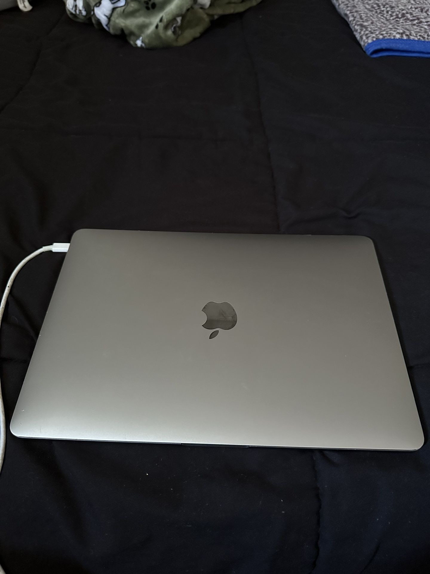Apple Macbook Pro
