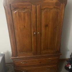 Large wooden Wardrobe & Armoire 