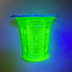 Uranium Fenton Glass