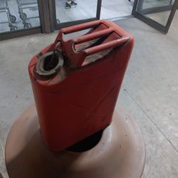 5 Gallons Gas Can Used