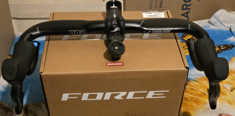 ***Simano PRO Bars/Giant STEM***