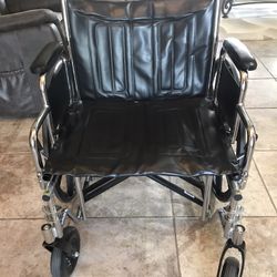 Bariatric Sentra EC Heavy-Duty Wheelchair