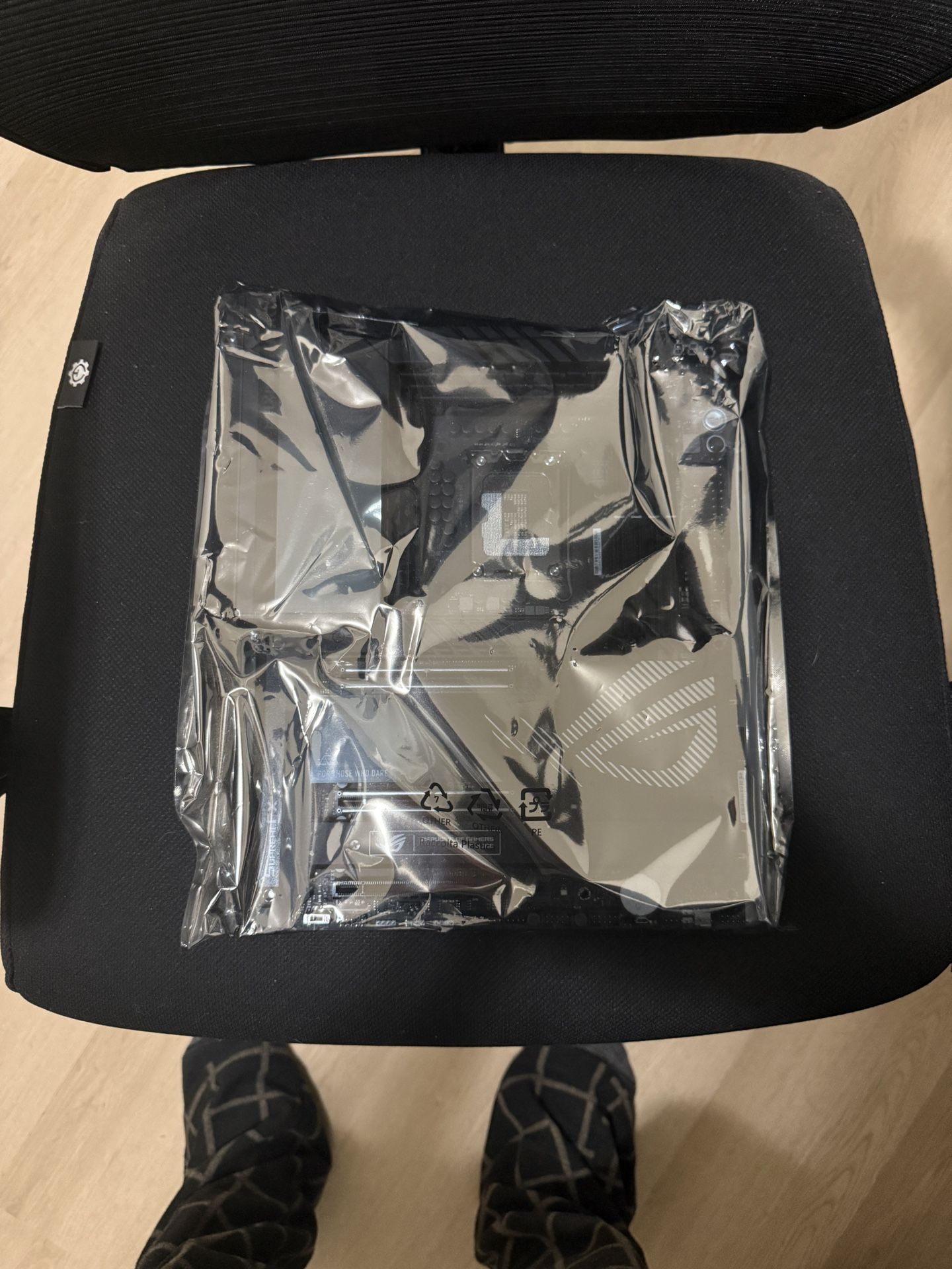 Asus Rog Maximus Hero Z790 Lga 1700 Atx Motherboard