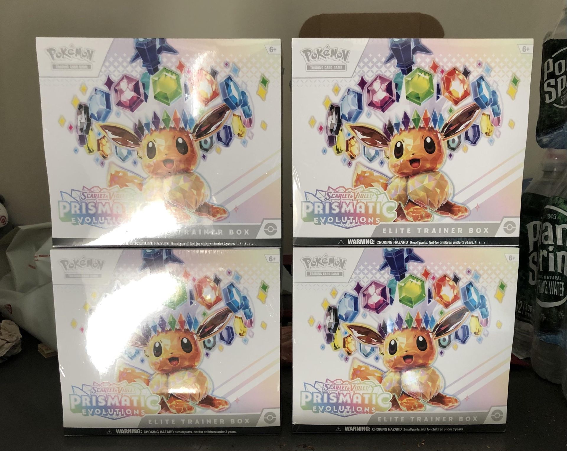 Prismatic Evolution ELITE TRAINER BOX