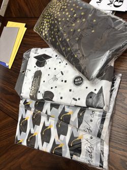 Graduation Decor (Black, White, Gold)
