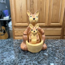 Vintage Ceramic Mama Kangaroo And Baby Joey Pair of Salt and Pepper Shakers.  Size approximately 5 inches tall.  Preowned never used.  