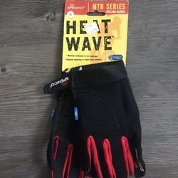 NWT Cycling Full Finger Gloves - Small