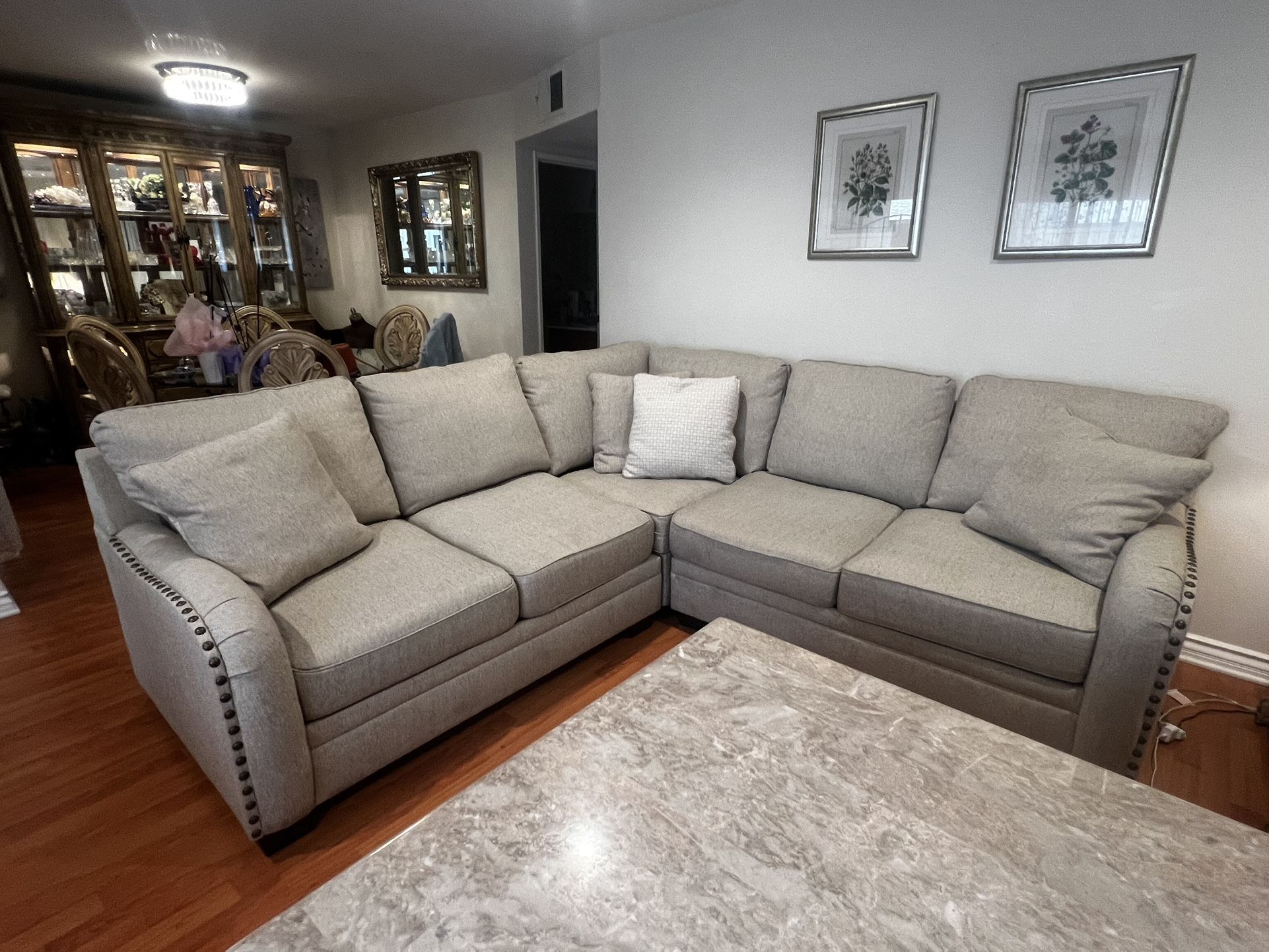 Ashley Furniture Sectional Beige White 
