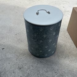 Pet Food Storage Container 