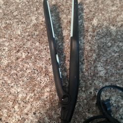 Wet To Straight Hair Iron Straightener 