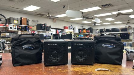 Henriksen the Bud 6 (1st Gen amp w/ passive extended cabinet bud)