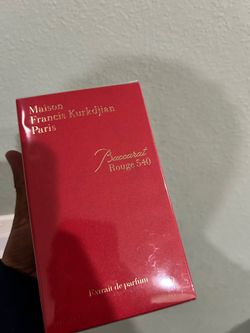 Baccarat perfume