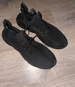 Running shoes