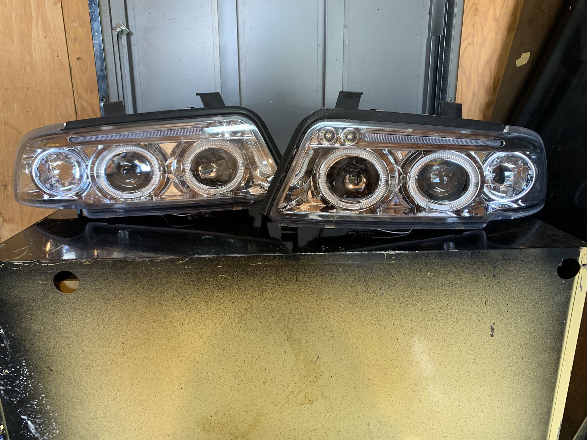 A4 B5 Aftermarket Headlights 