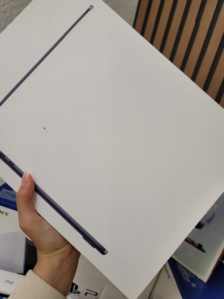 Apple MacBook Air M4 Chip $10 Down Take Home Today