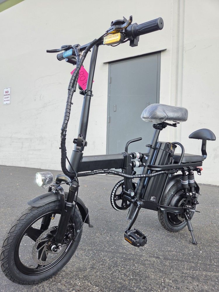 Brand New Electric Bike 25mph 40miles Range, Anti-theft Alarm ⏰️