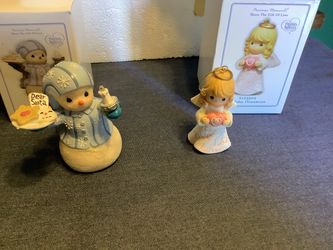 Precious moments Christmas figures in original boxes Share the Gift of Love and illuminated Snowman