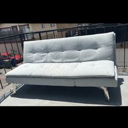 Futon 