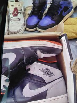 Nike shoes lot