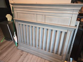 Baby Cache Vienna 4-in-1 Convertible Crib Ash Gray